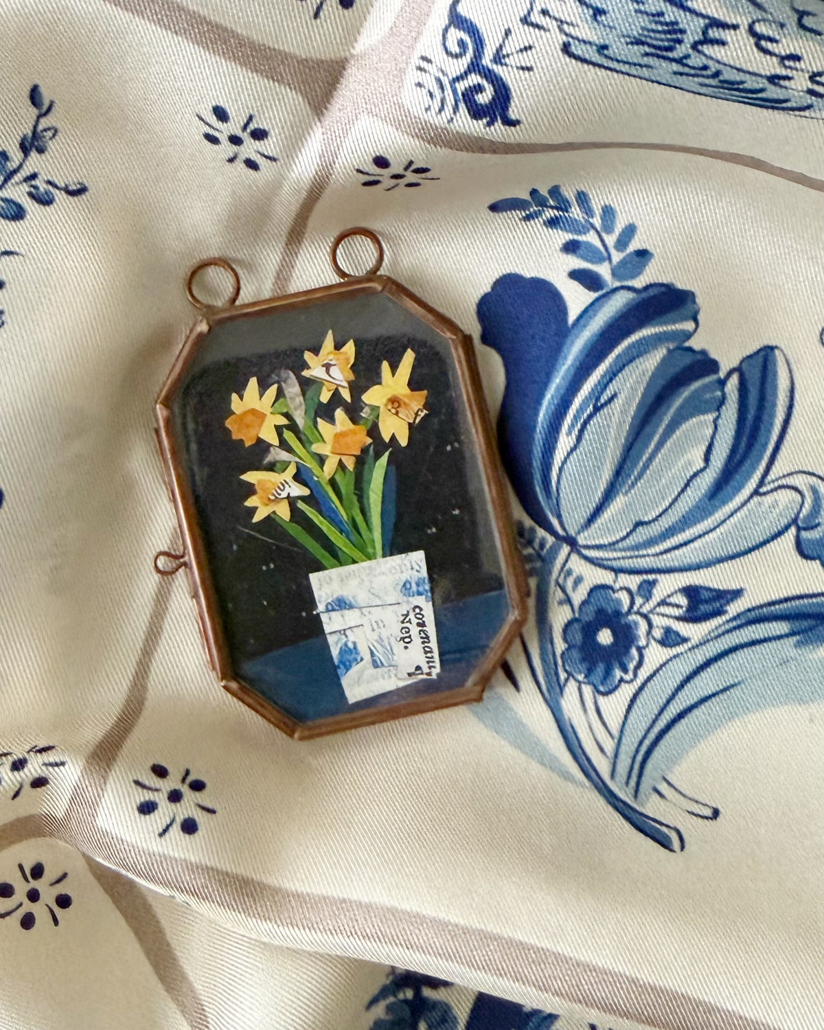 artisan daffodil locket